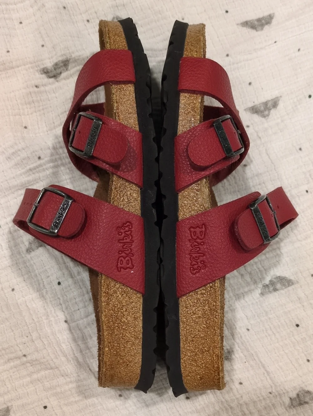 ❤️😎🩴 Birki's Red Leather Crisscross Sandal Women's size 37 ❤️😎🩴